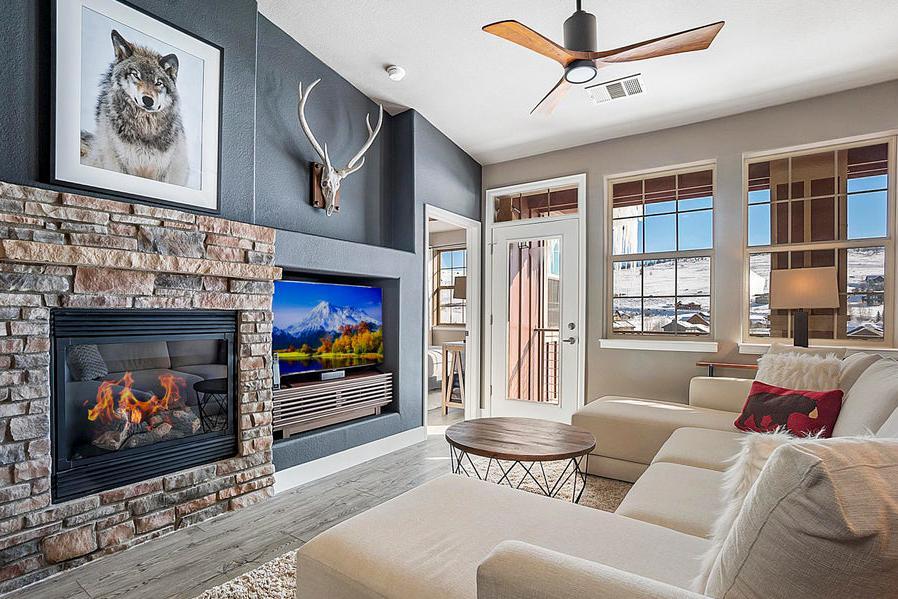 Aspen Meadows C-303, 0017