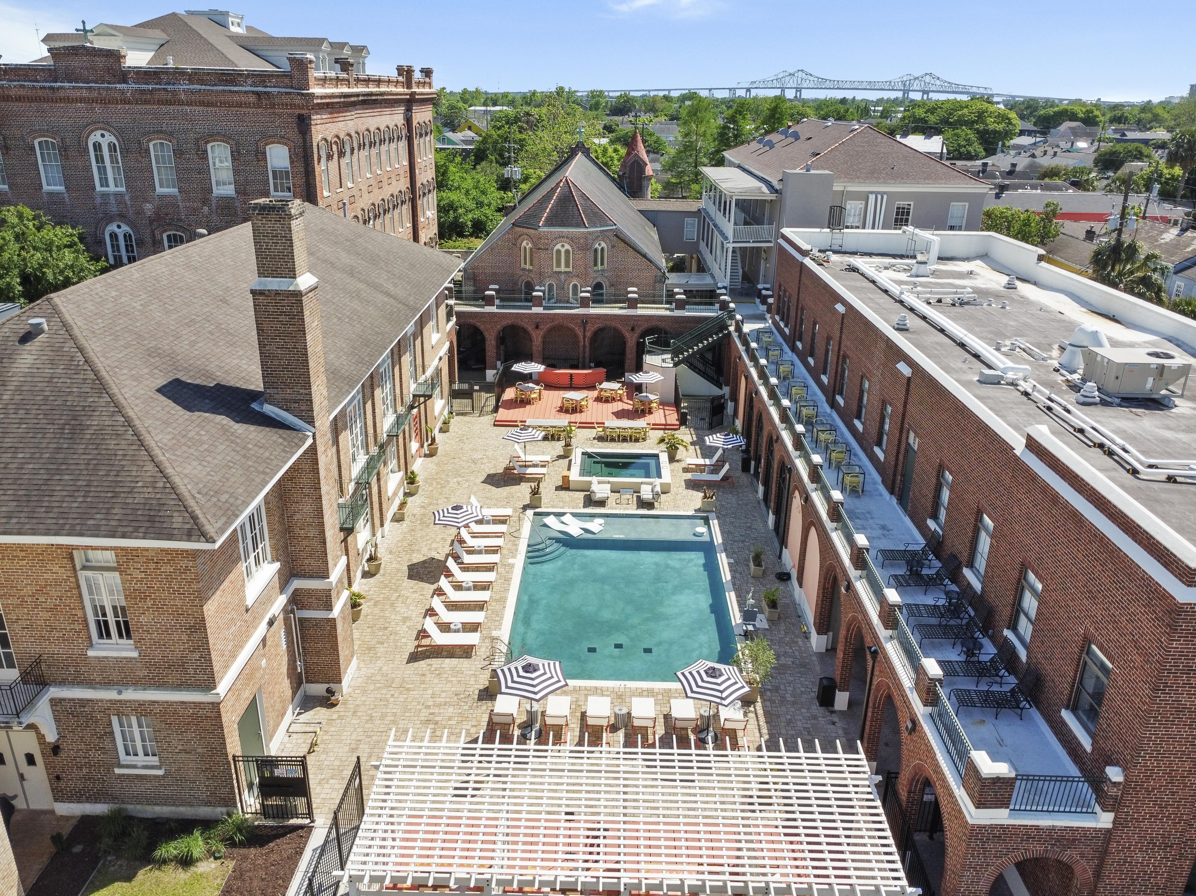 Chic 1BR Suite with Local Charm in New Orleans