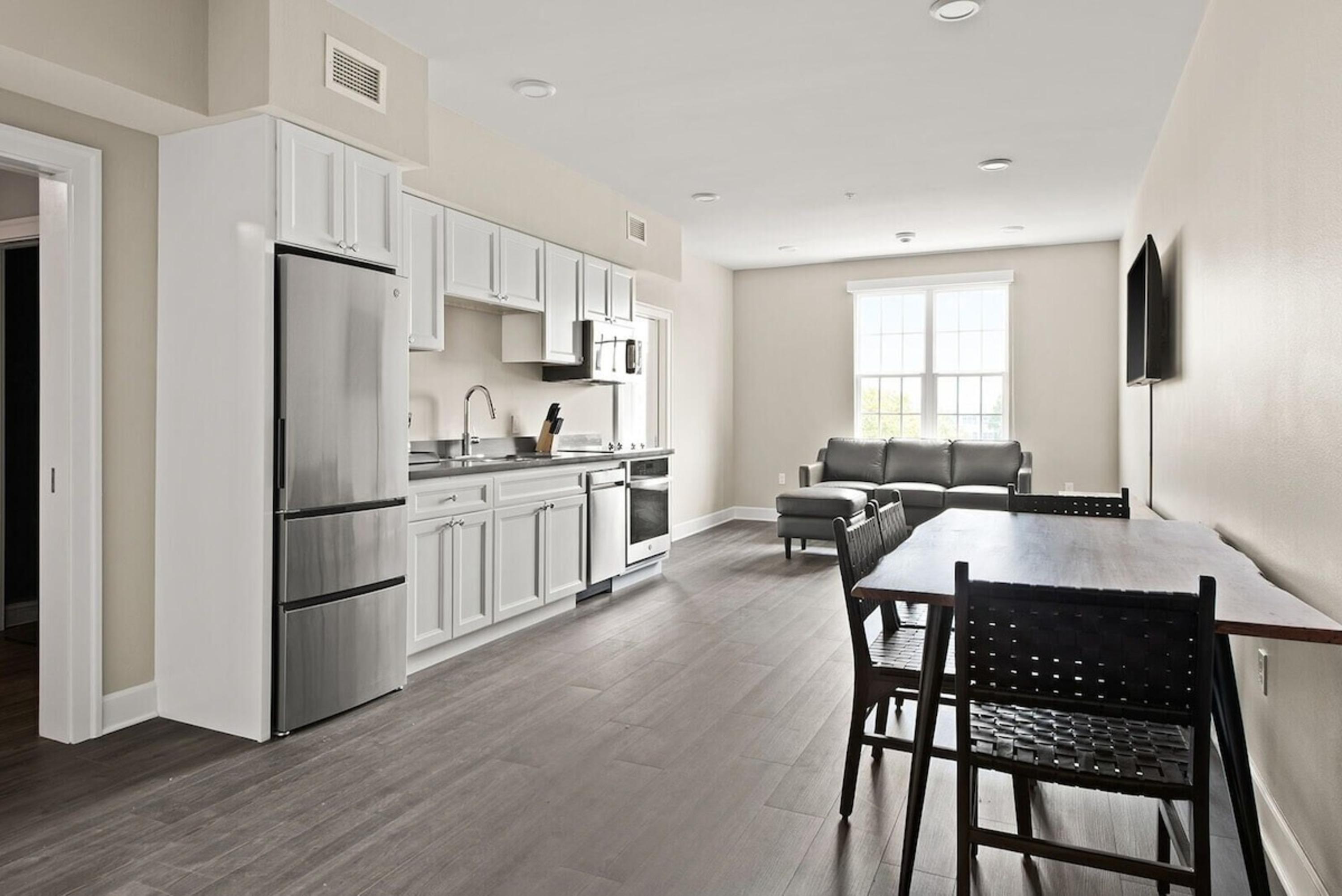Chic 1BR Suite with Local Charm in New Orleans 2