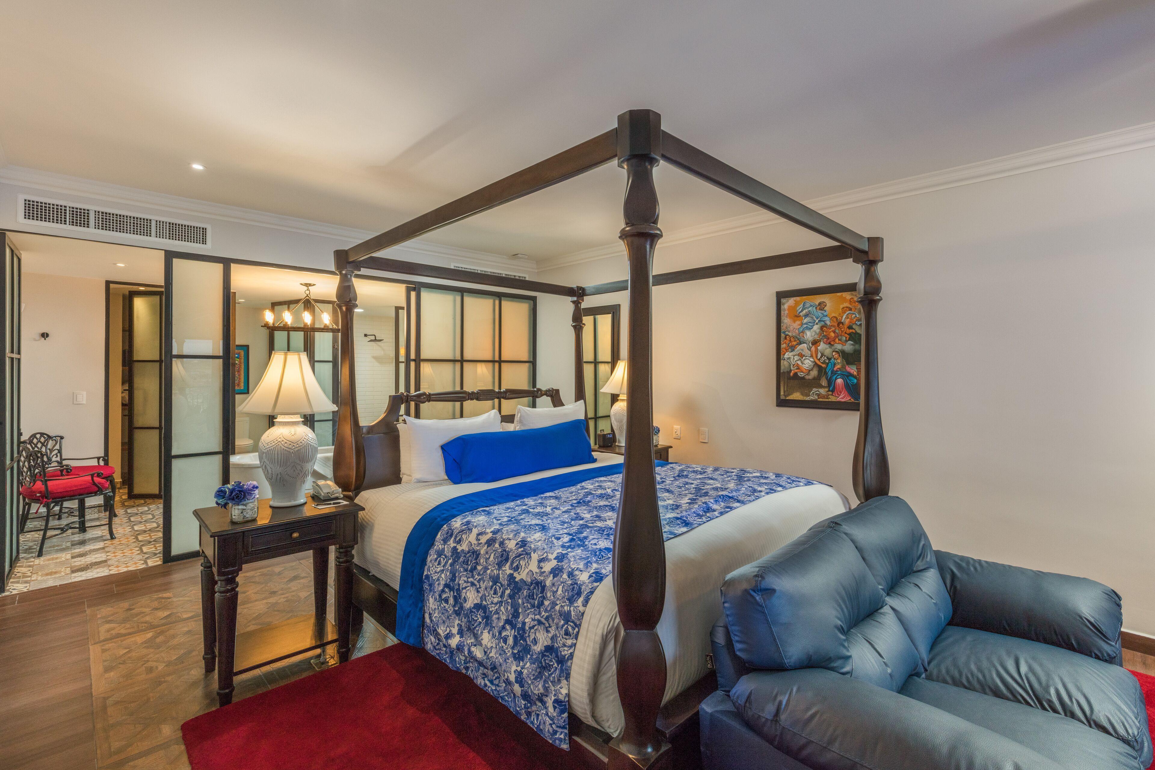 Stunning 1BR Condo in Vista Encantada with Hot Tub and Gym 4