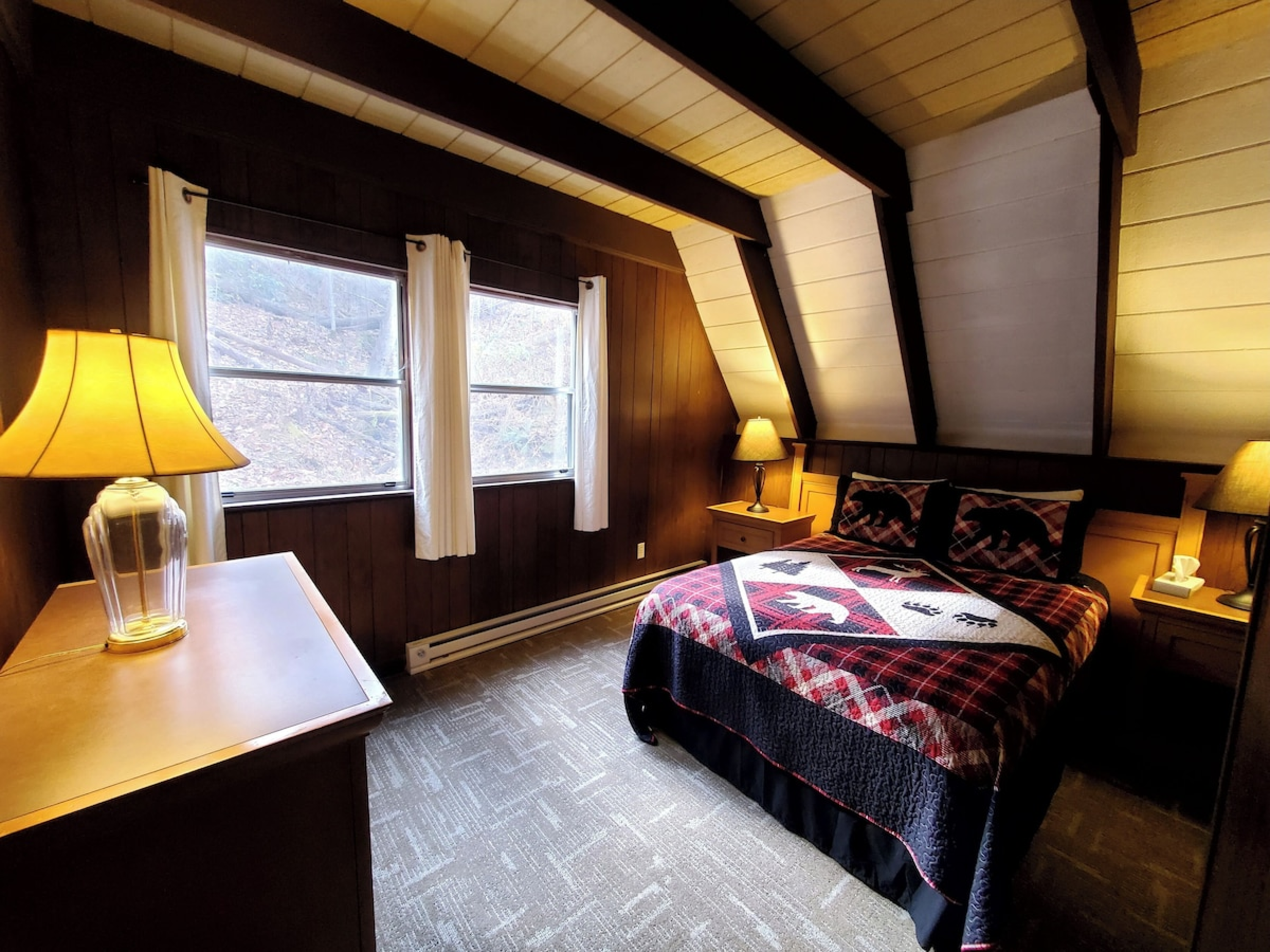 Mountain Getaway: 3-Bedroom Hidden Creek Chalet 3