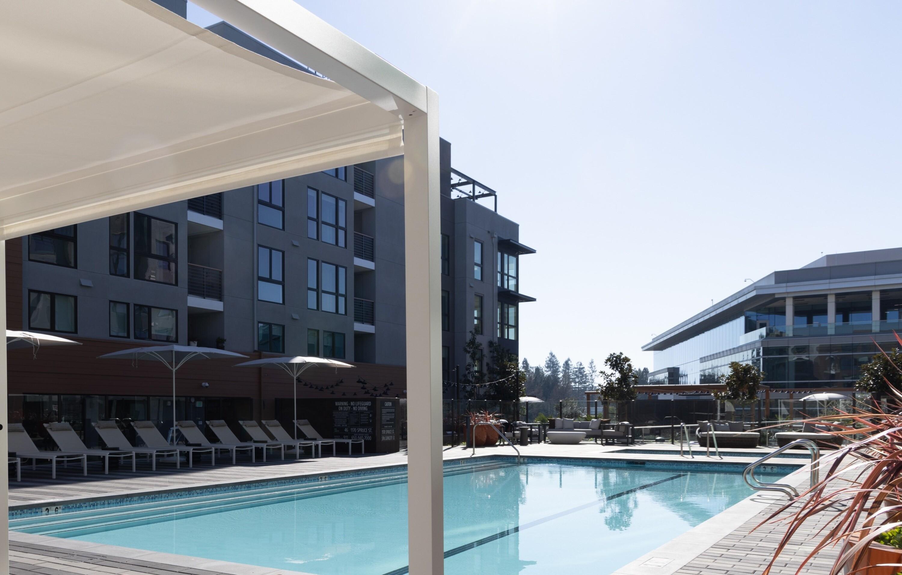 Relax in Comfort. Chic Avelle 2BR Condo with Pool