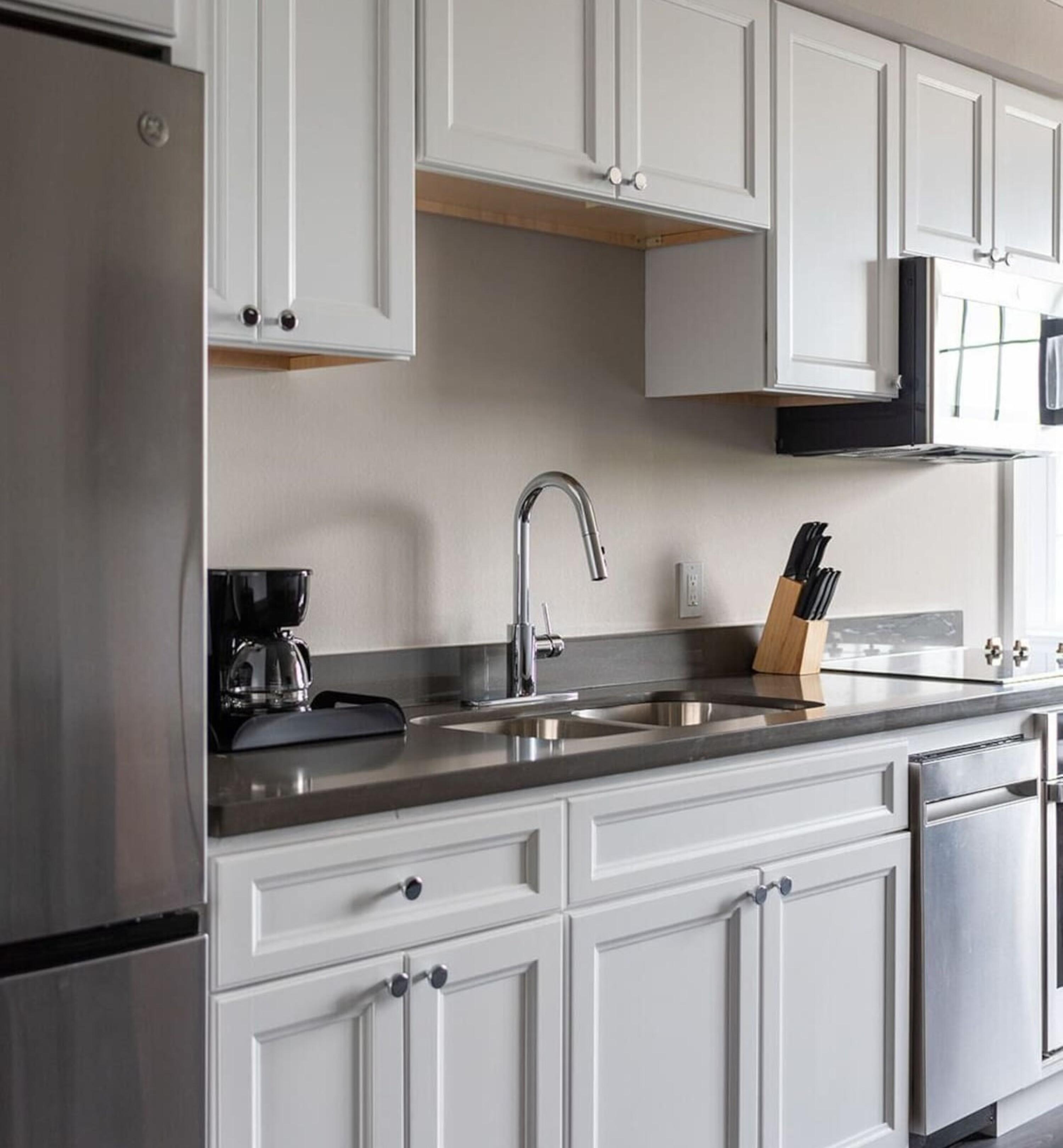 Comfortable 2BR Suite Close to New Orleans Attractions 6