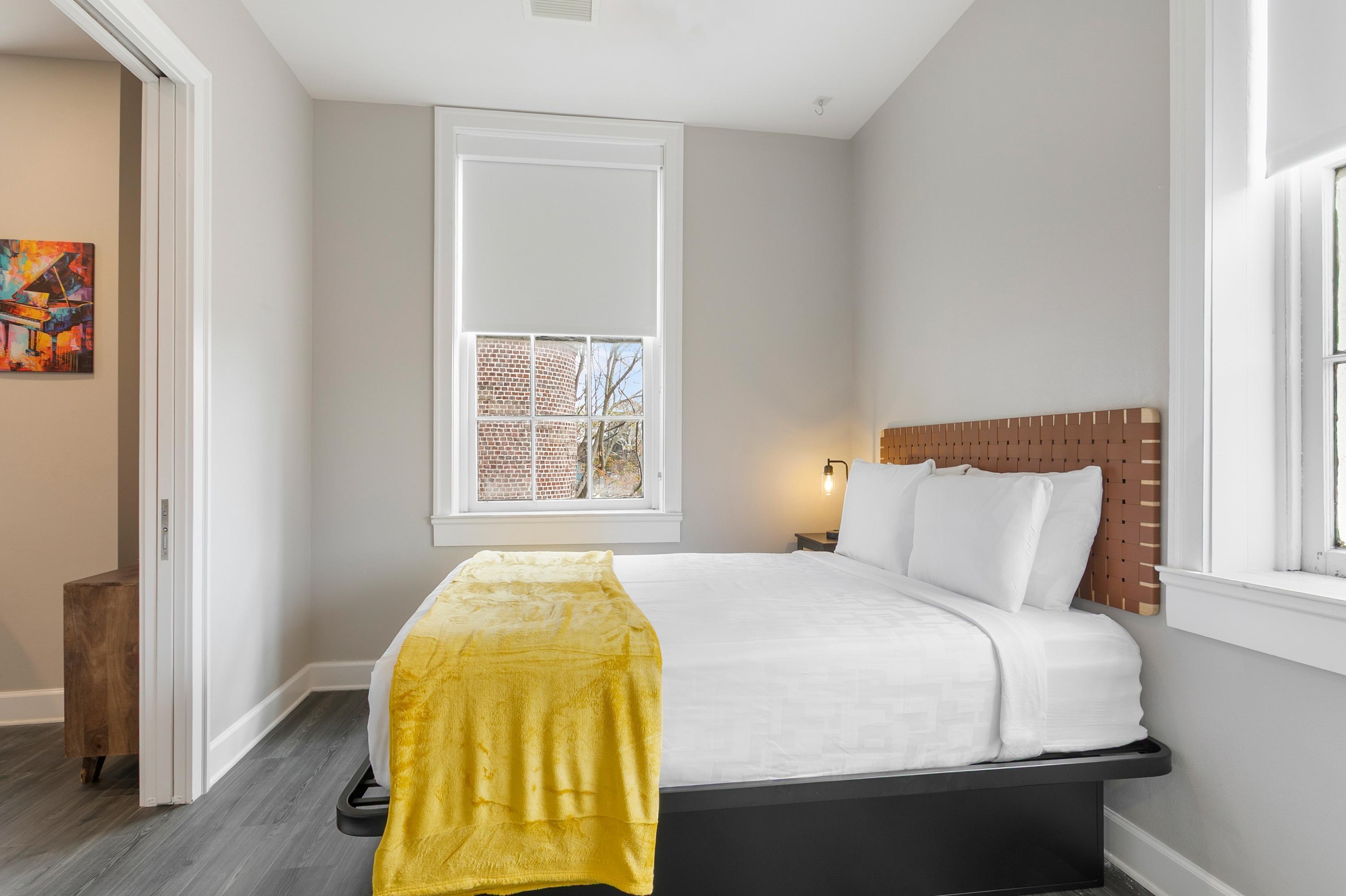 Modern 2BR Suite in Historic New Orleans 3