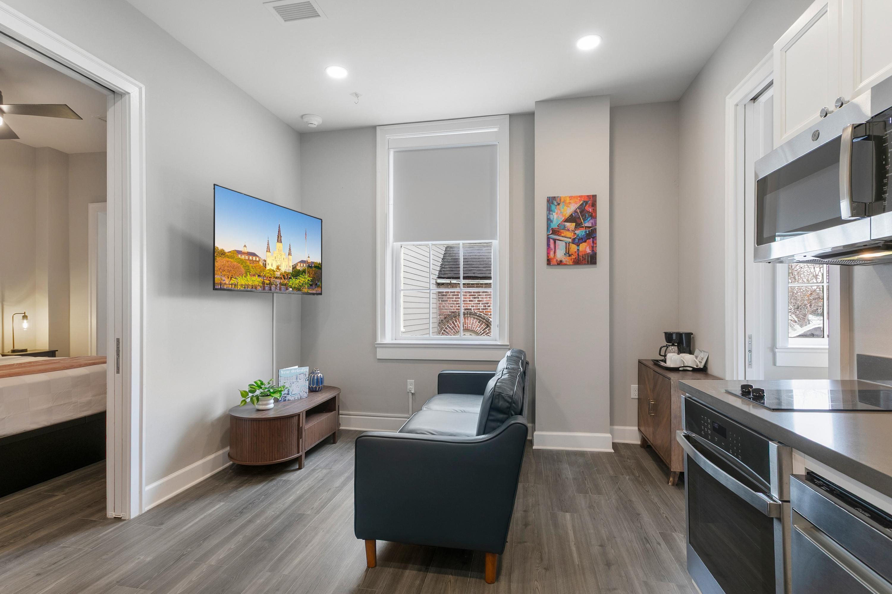 Modern 2BR Suite in Historic New Orleans