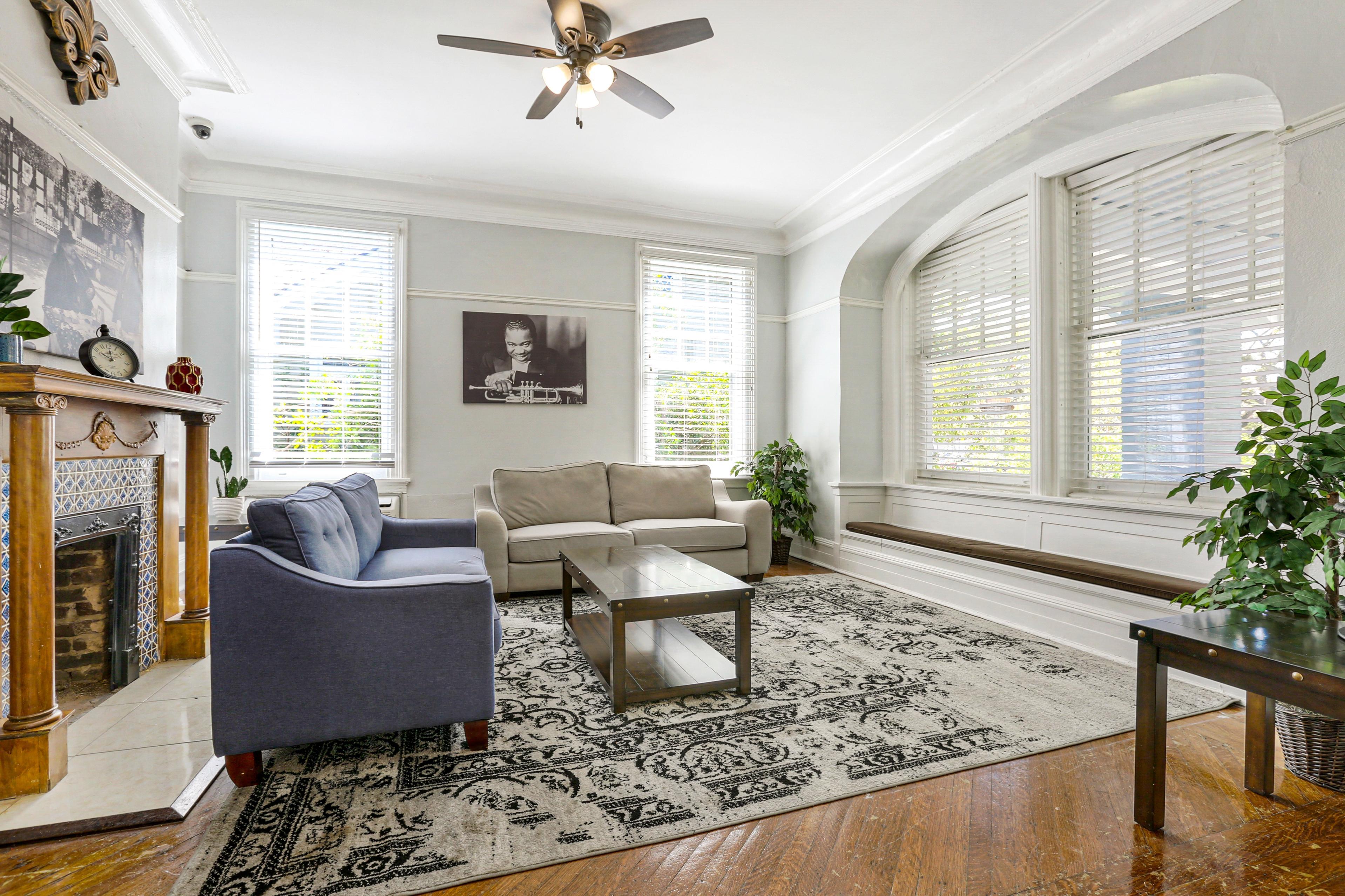 Charming Studio by Canal Streetcar Line 2