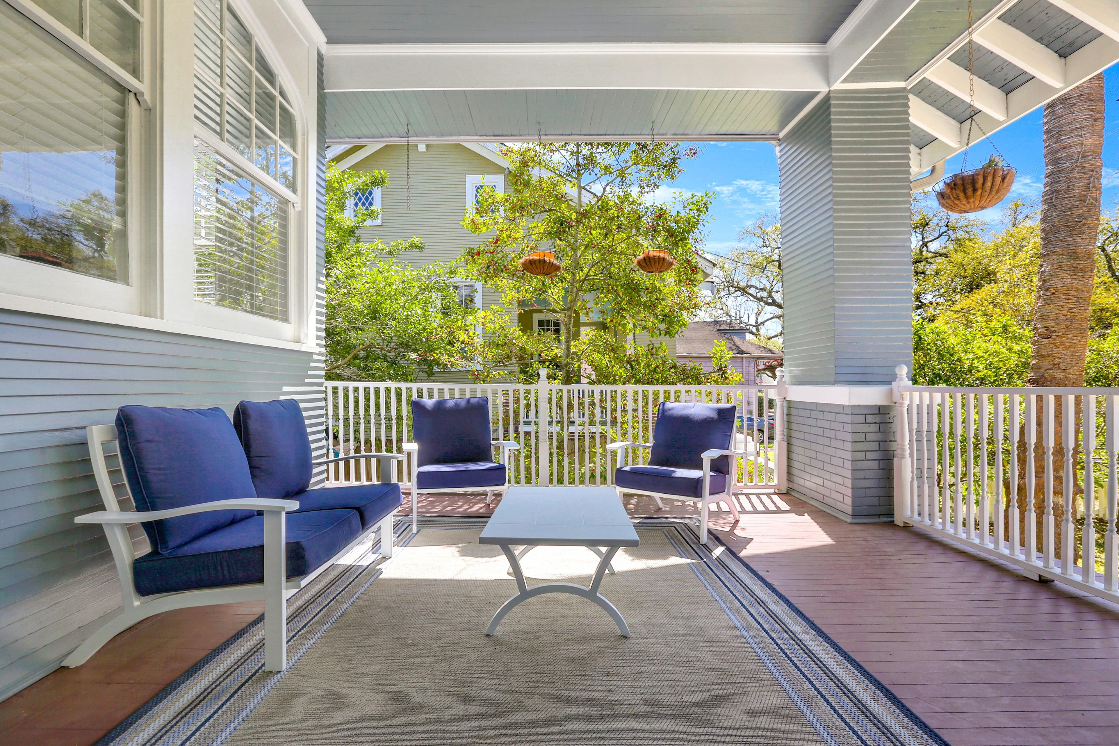 Charming Studio by Canal Streetcar Line 5