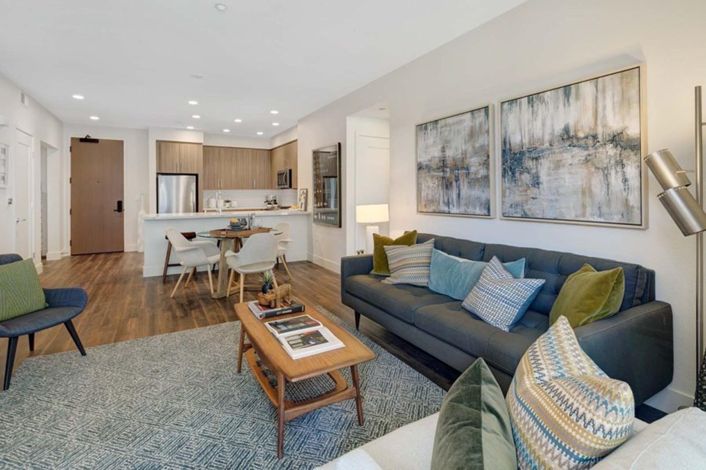Flats At Cityline Stylish 2BR Condo