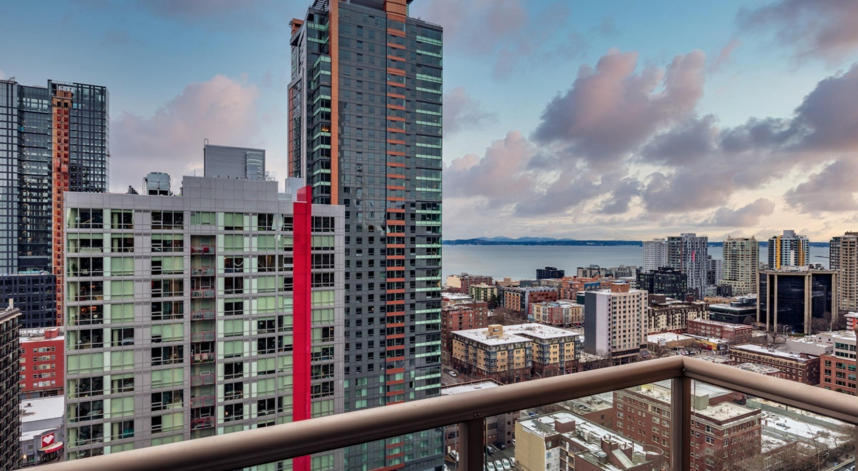 Modern Luxury Living: 2BR Condo at Via 6 3