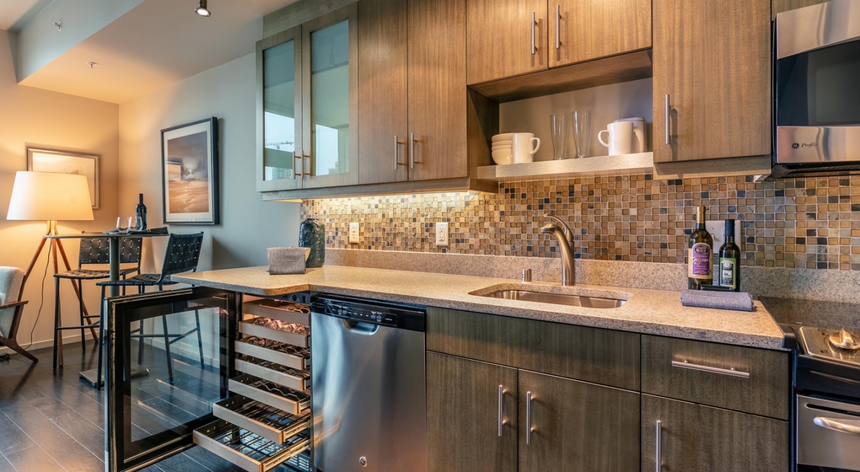 Modern Luxury Living: 2BR Condo at Via 6 4