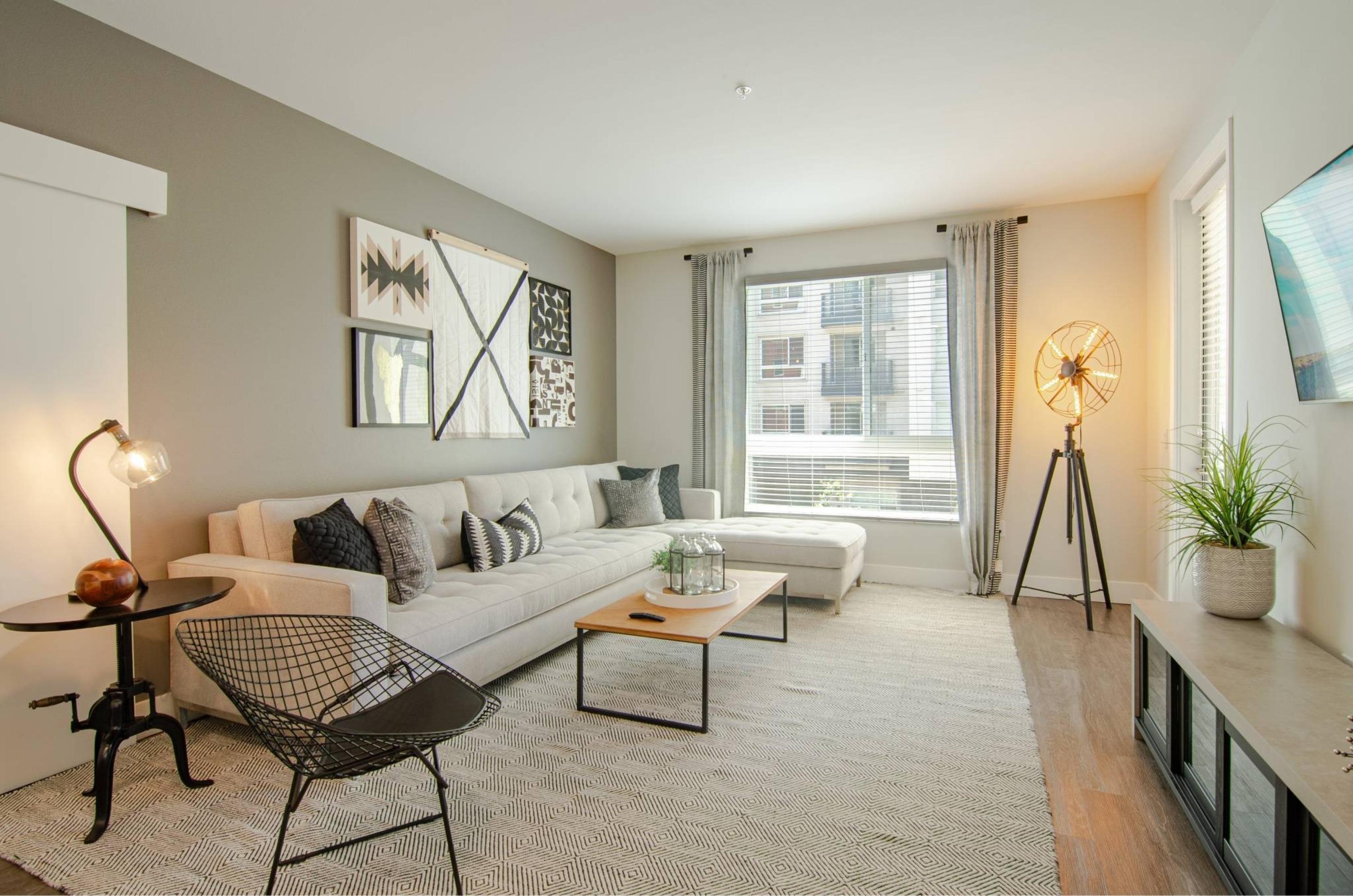 Premium 2BR Stay with Pool & Resident Lounge