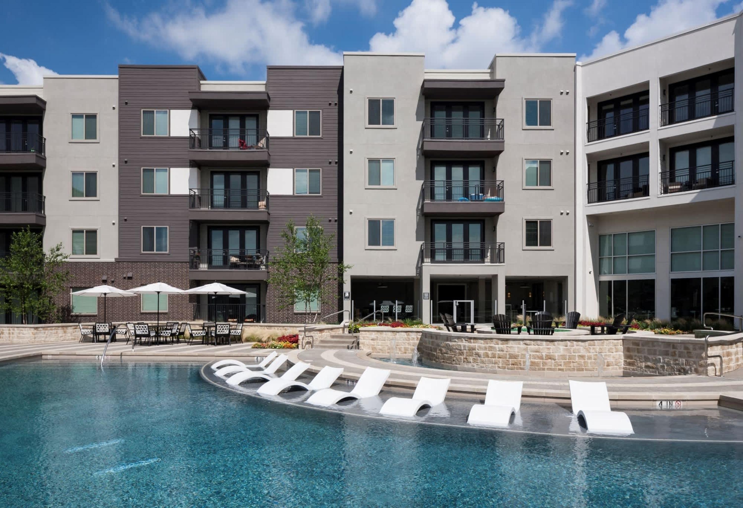 Upscale 1BR Condo at Centric One90 w Pool 2
