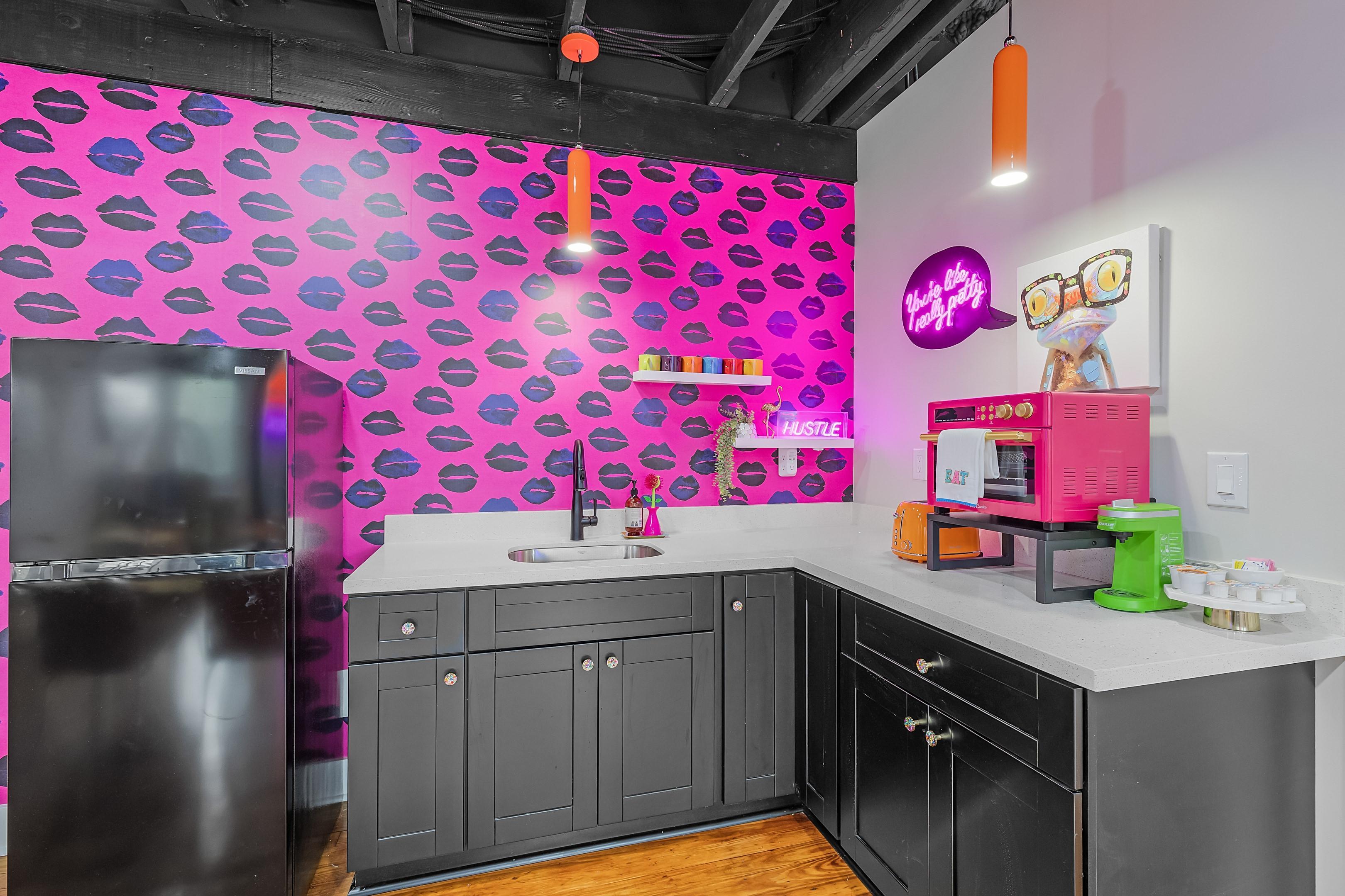 The Sanctuary 2BR Elegant Condo near the Beach 3