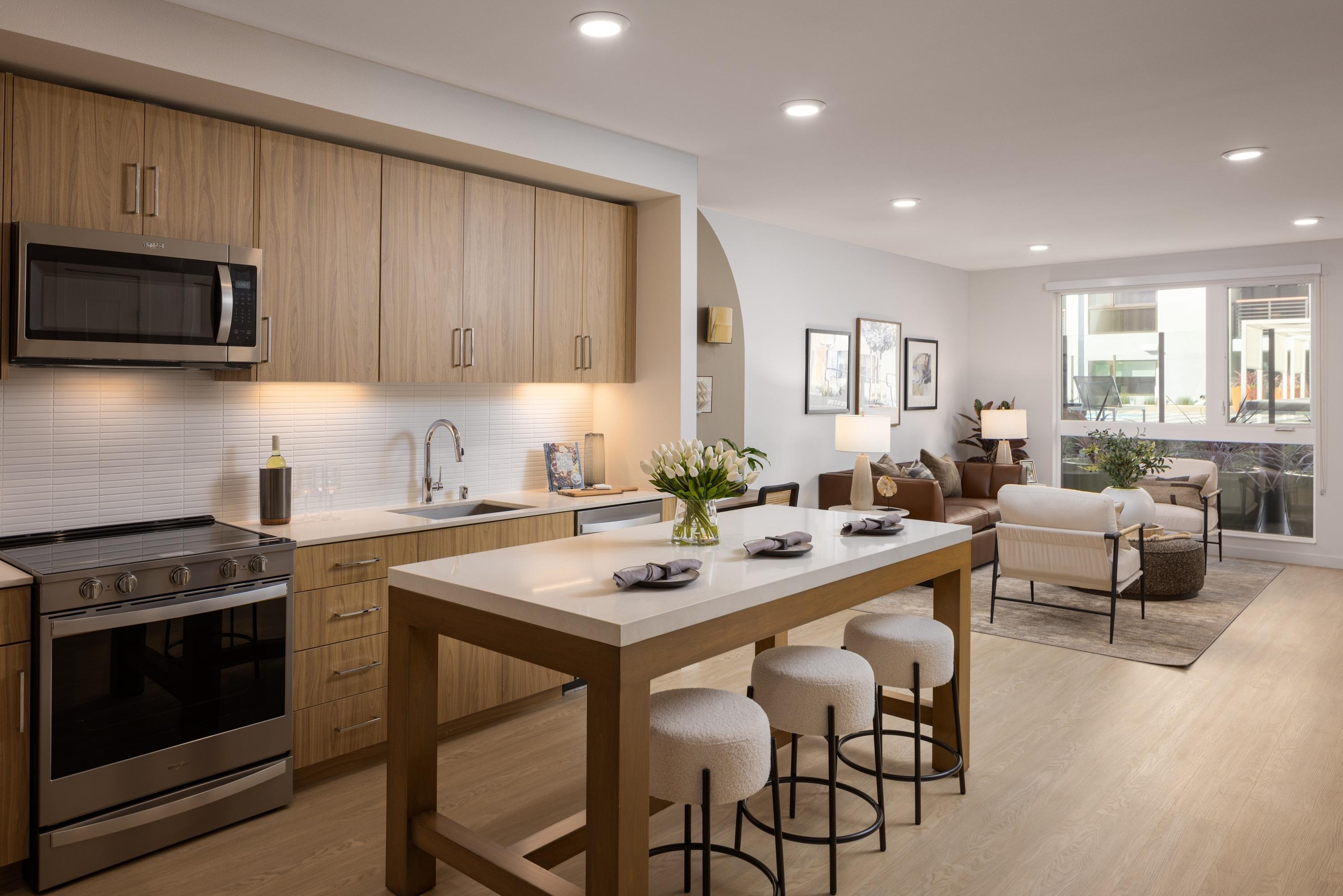 Relaxing 1BR Avelle Condo – Family Friendly, Pool & Hot Tub 3