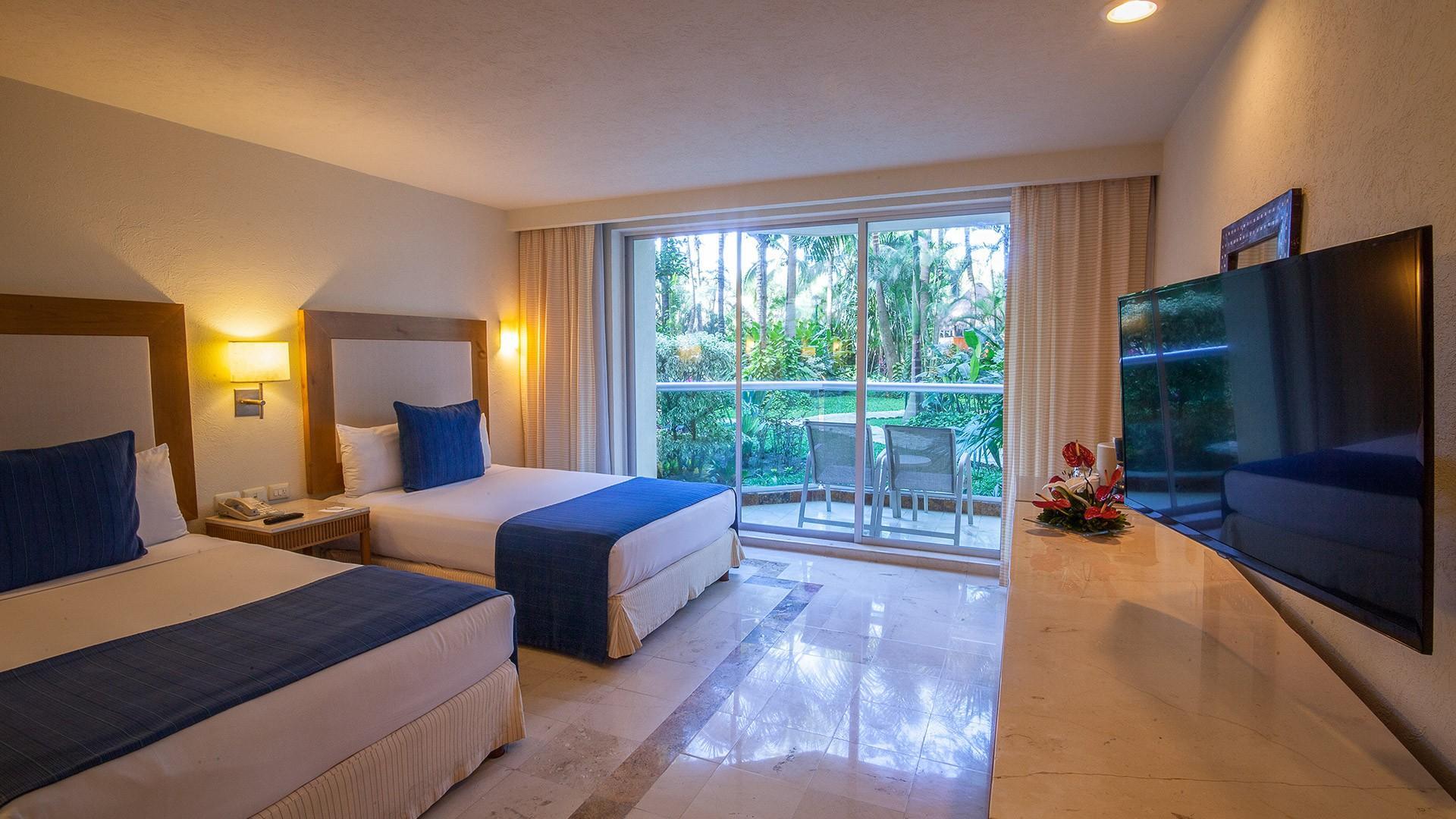Cozumel Premium Room with 2 DBL Beds & Beach Area