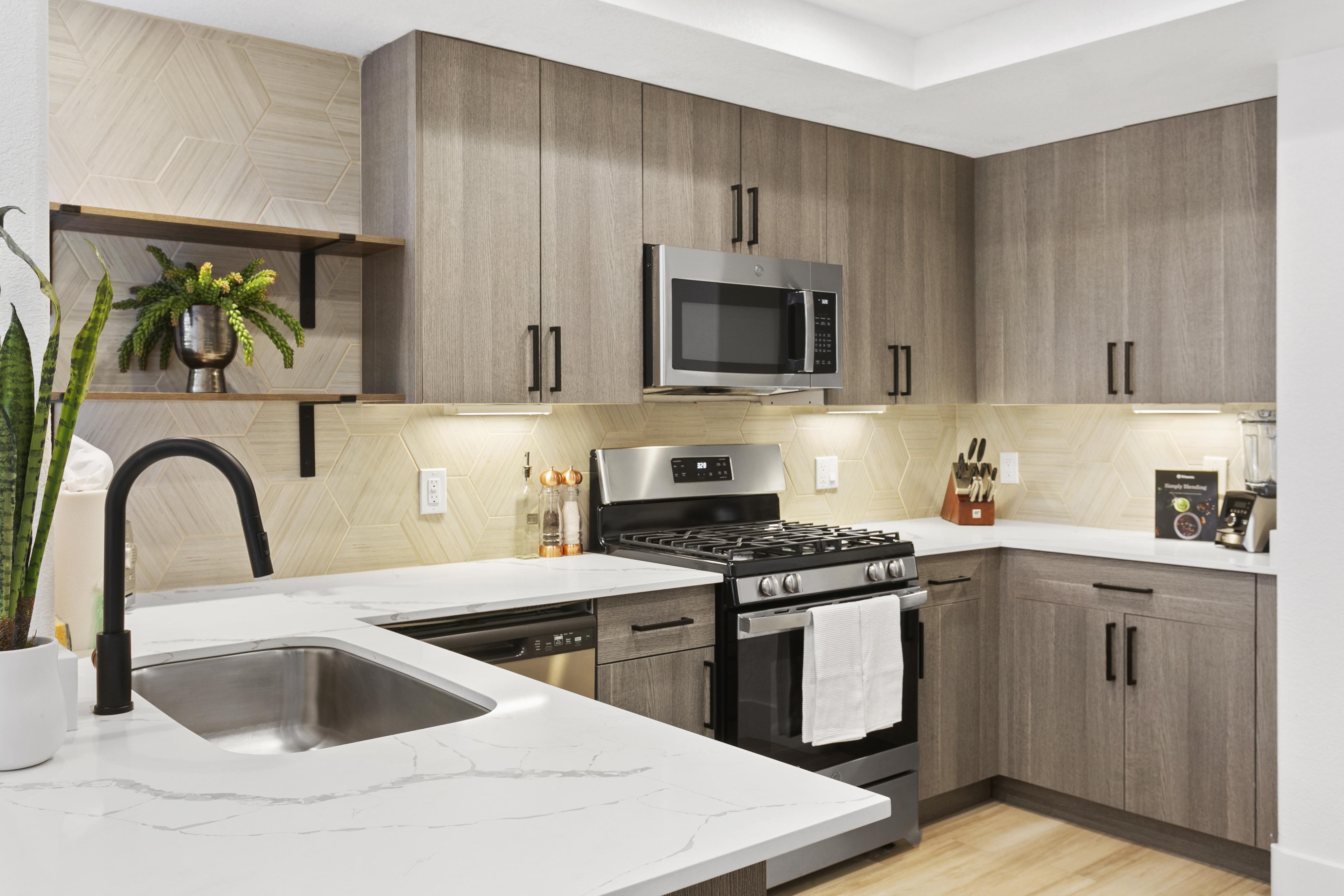 The Nines Scottsdale Stylish 1BR Condo w Balcony 6