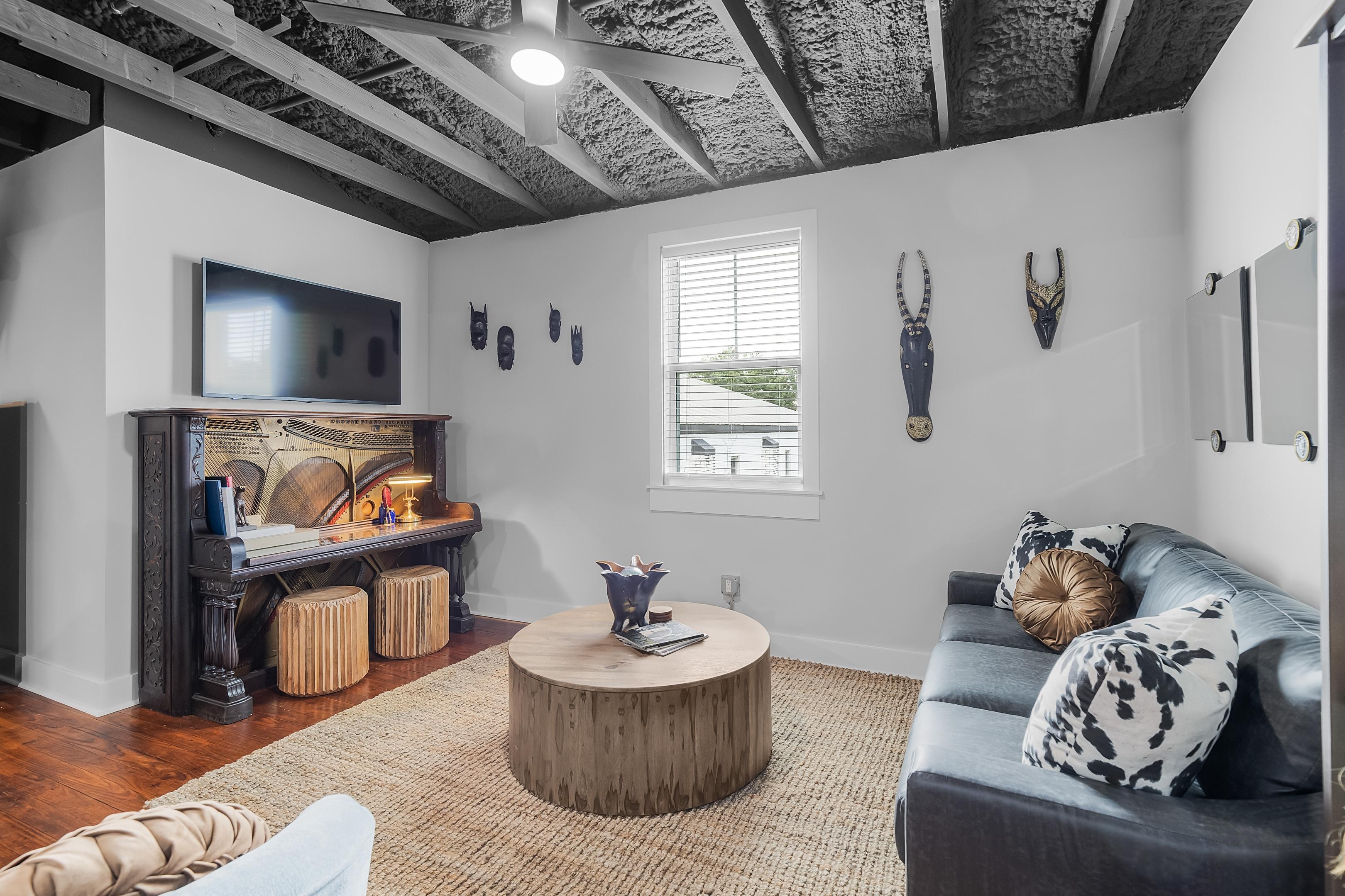 The Sanctuary Spacious 1BR Condo. Stay in Comfort!