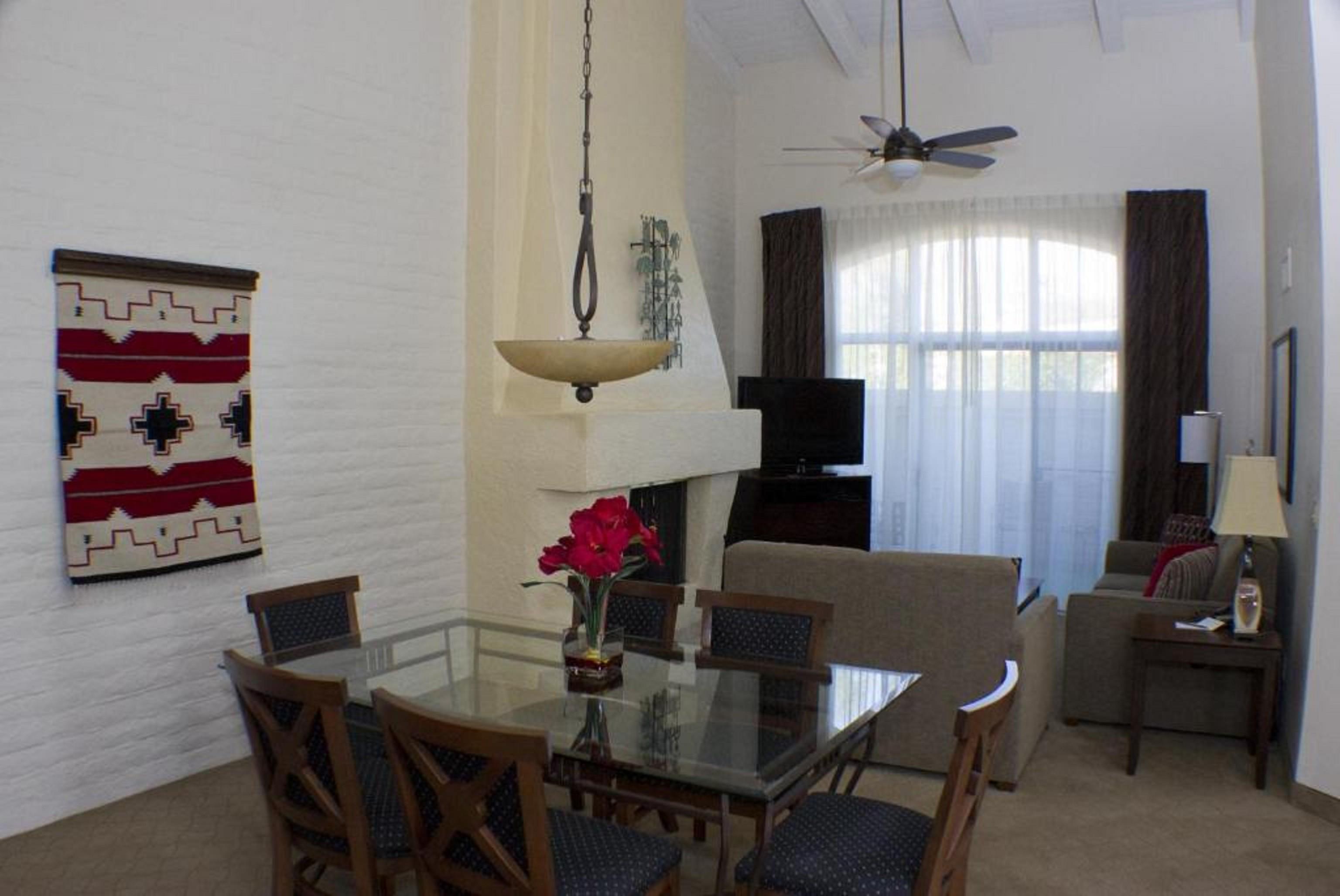 Mountain View Camelback Resort Modern 2BR Condo 2