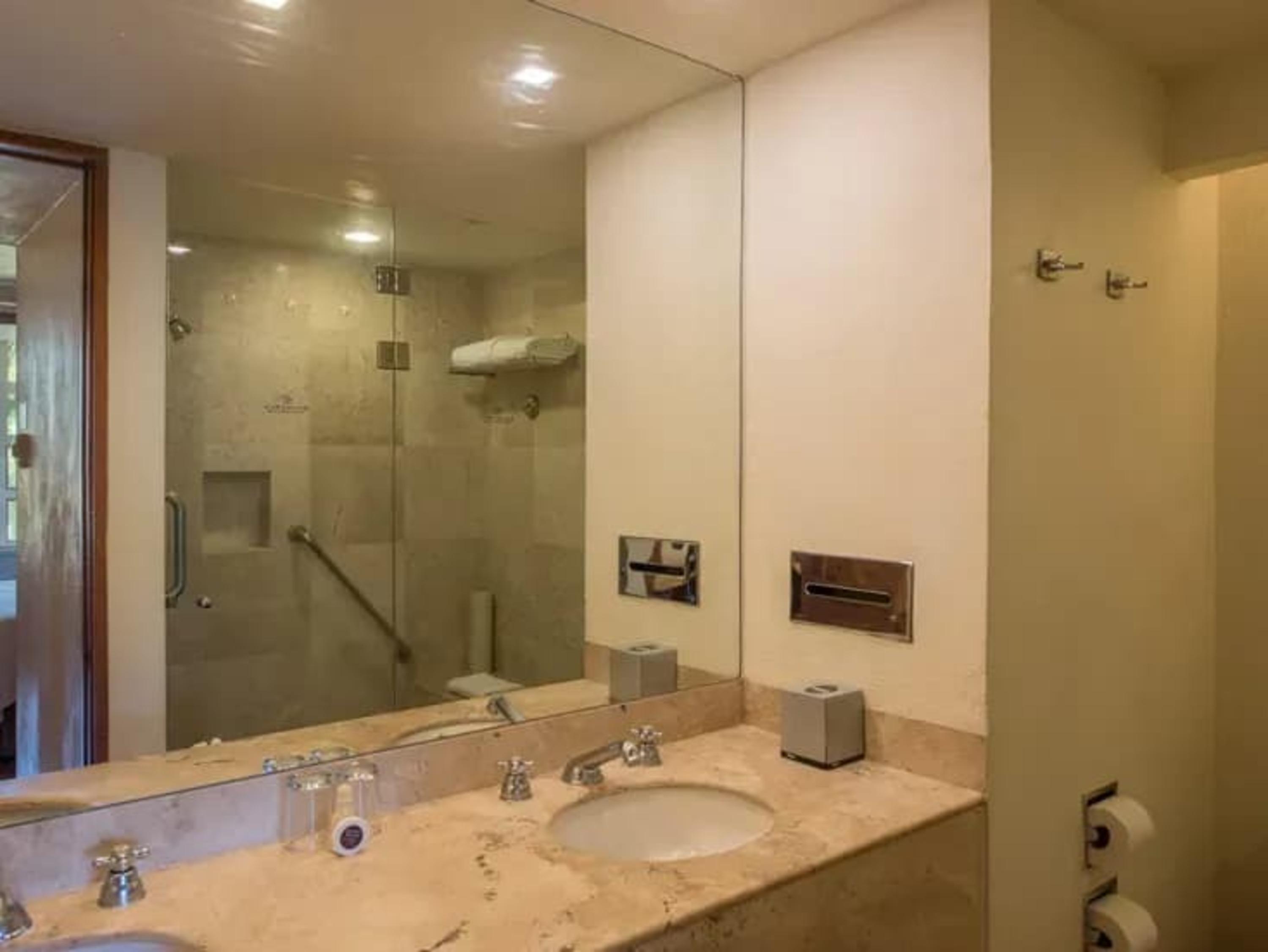 Outdoor Fun & Relaxation – 1BR Condo Near Key Attractions 6