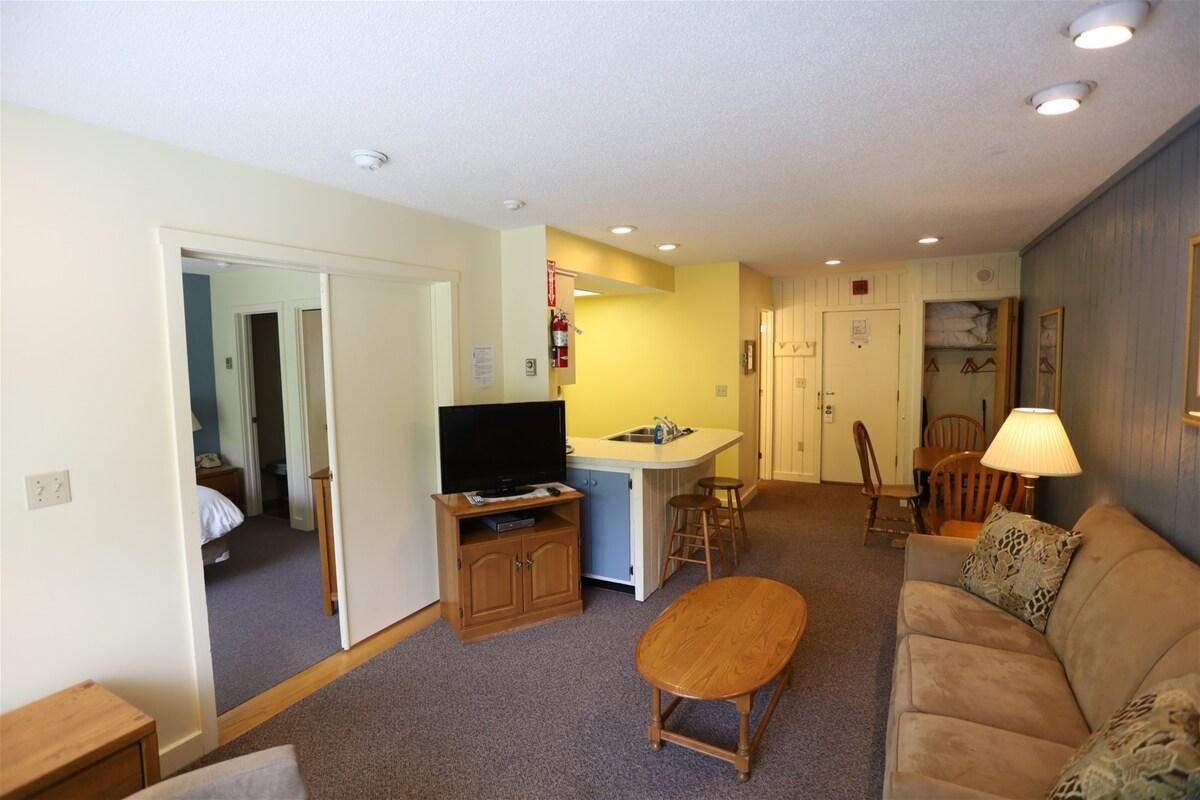 Inns of Waterville Valley 204 One Bedroom Condo at Inns of WV 2