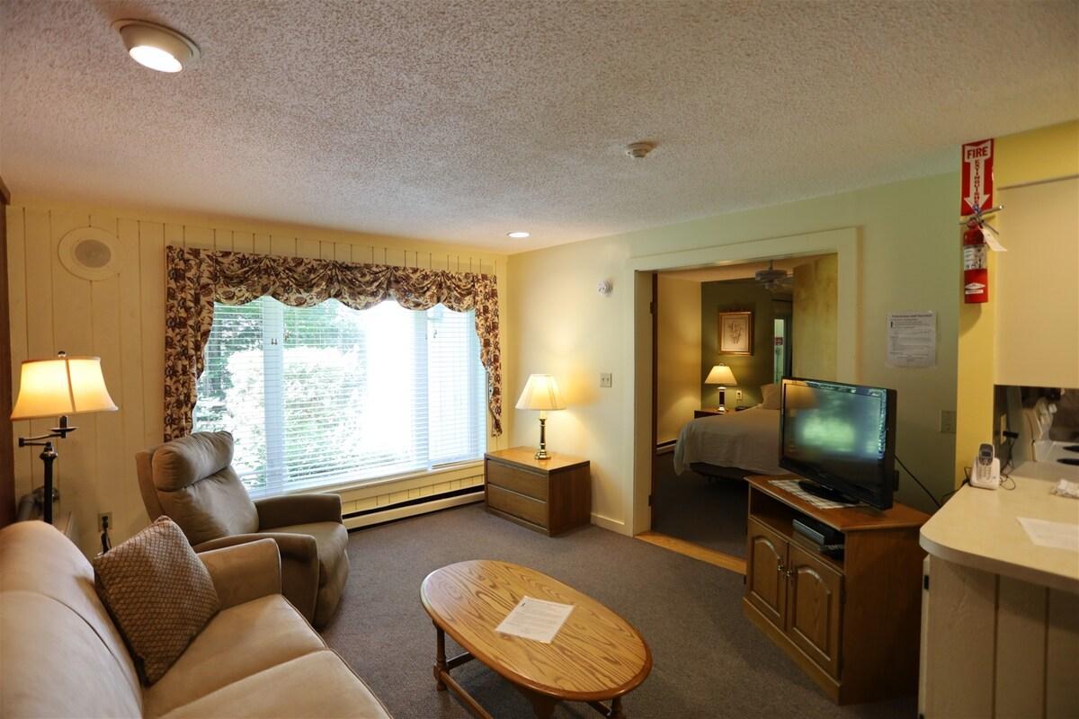 Inns of Waterville Valley 106 One Bedroom Garden Level Unit at Inns of WV 3